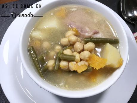 Puchero de habichuelas verdes y calabaza