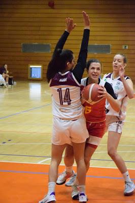 Galería de clics del Segle XXI-Bàsquet Femení Sant Adrià (Liga Femenina 2) Galería de clics del Segle XXI-Bàsquet Femení Sant Adrià (Liga Femenina 2)