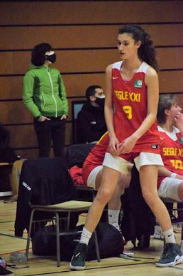 Galería de clics del Segle XXI-Bàsquet Femení Sant Adrià (Liga Femenina 2) Galería de clics del Segle XXI-Bàsquet Femení Sant Adrià (Liga Femenina 2)