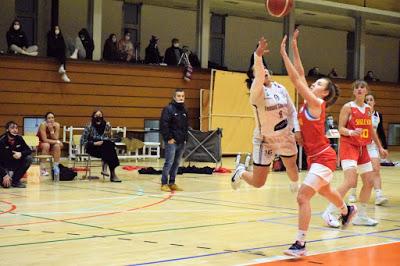 Galería de clics del Segle XXI-Bàsquet Femení Sant Adrià (Liga Femenina 2) Galería de clics del Segle XXI-Bàsquet Femení Sant Adrià (Liga Femenina 2)
