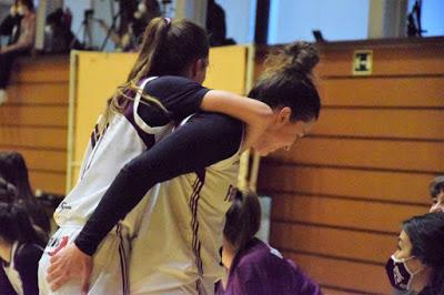 Galería de clics del Segle XXI-Bàsquet Femení Sant Adrià (Liga Femenina 2) Galería de clics del Segle XXI-Bàsquet Femení Sant Adrià (Liga Femenina 2)