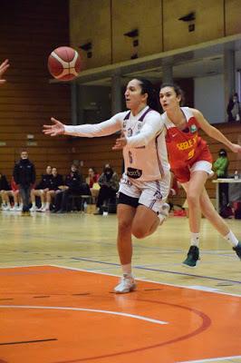 Galería de clics del Segle XXI-Bàsquet Femení Sant Adrià (Liga Femenina 2) Galería de clics del Segle XXI-Bàsquet Femení Sant Adrià (Liga Femenina 2)