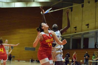 Galería de clics del Segle XXI-Bàsquet Femení Sant Adrià (Liga Femenina 2) Galería de clics del Segle XXI-Bàsquet Femení Sant Adrià (Liga Femenina 2)