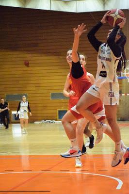 Galería de clics del Segle XXI-Bàsquet Femení Sant Adrià (Liga Femenina 2) Galería de clics del Segle XXI-Bàsquet Femení Sant Adrià (Liga Femenina 2)