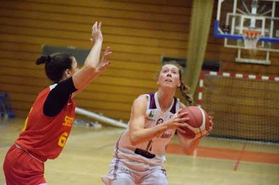 Galería de clics del Segle XXI-Bàsquet Femení Sant Adrià (Liga Femenina 2) Galería de clics del Segle XXI-Bàsquet Femení Sant Adrià (Liga Femenina 2)