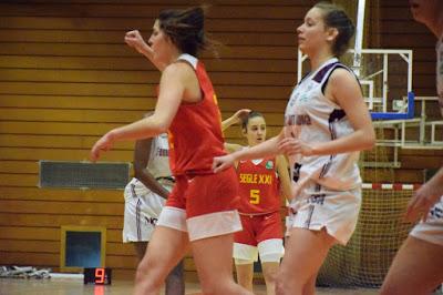 Galería de clics del Segle XXI-Bàsquet Femení Sant Adrià (Liga Femenina 2) Galería de clics del Segle XXI-Bàsquet Femení Sant Adrià (Liga Femenina 2)