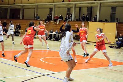Galería de clics del Segle XXI-Bàsquet Femení Sant Adrià (Liga Femenina 2) Galería de clics del Segle XXI-Bàsquet Femení Sant Adrià (Liga Femenina 2)