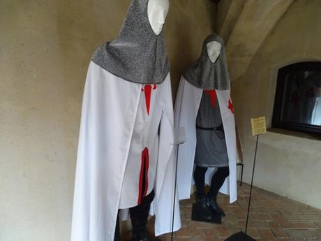 El Monasterio de Tentudía bajo la nieve, una curiosa visita.