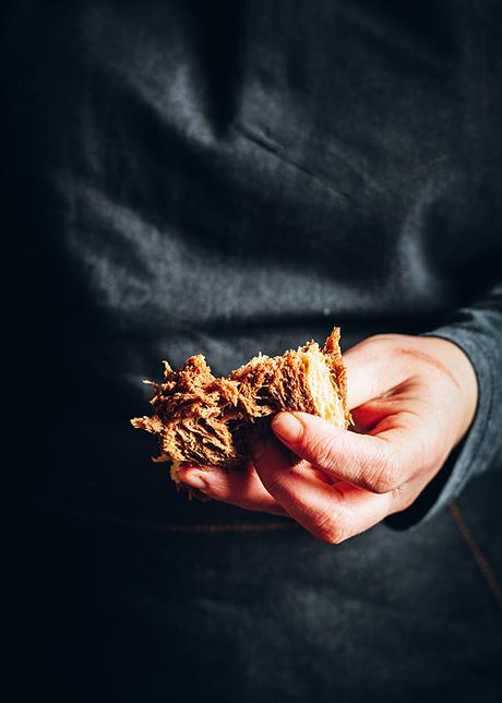 Pan trenzado de chocolate, zanahoria y canela