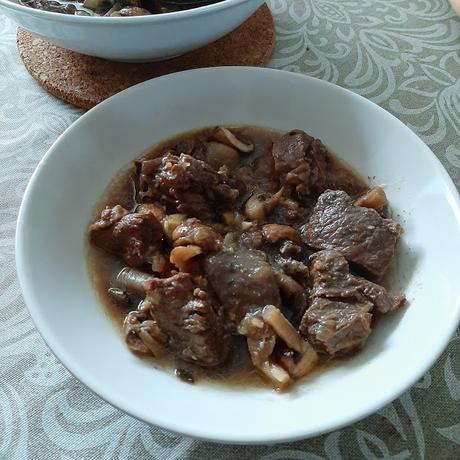 TERNERA AL WISKY CON SETAS