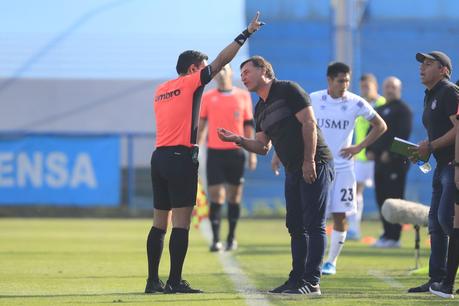Alianza Lima: técnico Carlos Bustos seguro de lograr el ascenso a la Liga 1