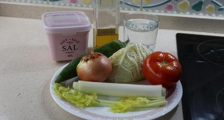 Caldo Depurativo con Thermomix ® Los ingredientes necesarios para hacer caldo depurativo