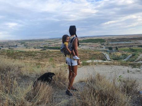 Mochilas portabebés, y mochilas para niños mayores