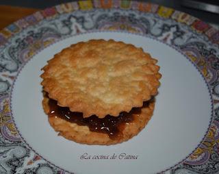 Milhojas de pasta sablé y mermelada de higos