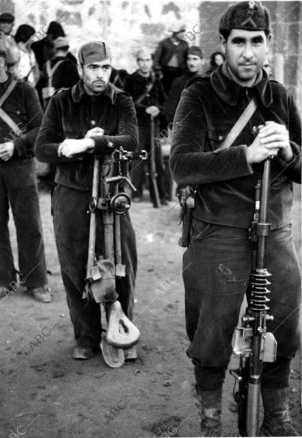 Menasalbas en la Guerra Civil: La Columna Fantasma Menasalbas en la Guerra Civil: La Columna Fantasma