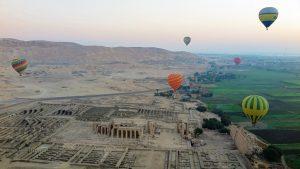 10 SITIOS IMPRESCINDIBLES QUE VER EN LUXOR 10 SITIOS IMPRESCINDIBLES QUE VER EN LUXOR