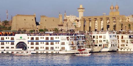 10 SITIOS IMPRESCINDIBLES QUE VER EN LUXOR 10 SITIOS IMPRESCINDIBLES QUE VER EN LUXOR