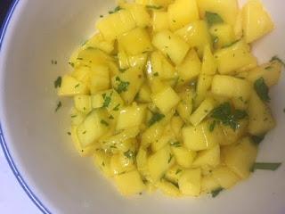TARTAR DE ATÚN CON MANGO