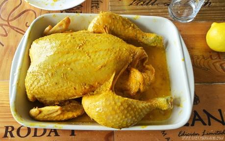 Pollo asado con cúrcuma, sumac y limón