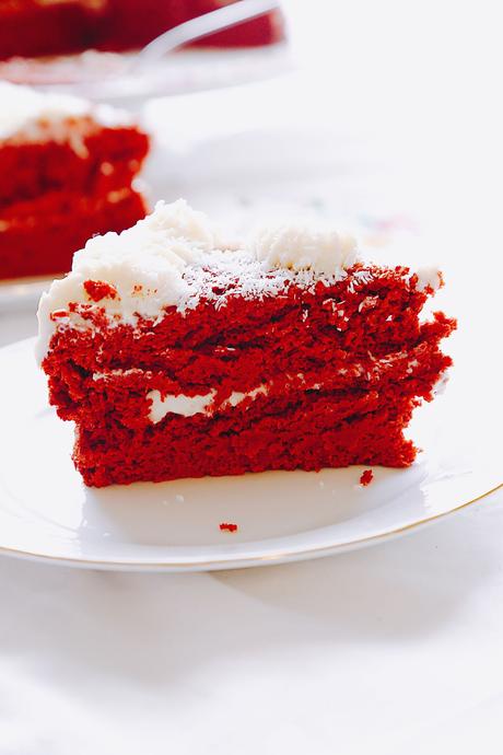 TARTA DE TERCIOPELO ROJO CON CREMA DE QUESO Y COCO