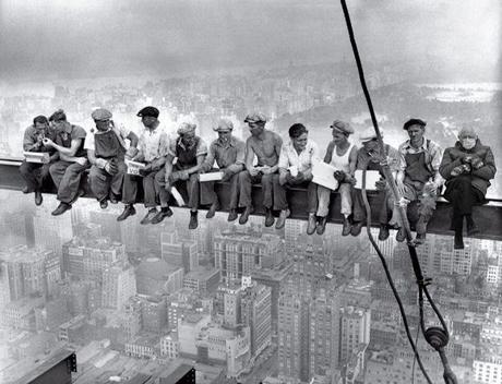 Los memes y la política hoy