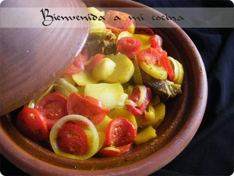 Tajine de ternera con patata, cebolla y tomate