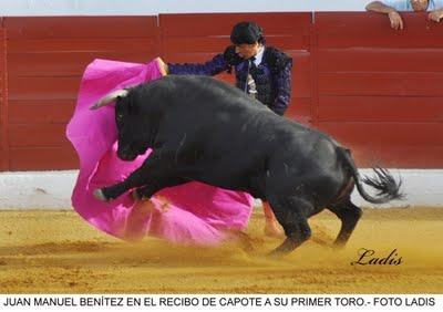 FERIA DE VILLANUEVA DE CÓRDOBA: TARDE DE TOROS SIN HISTORIA