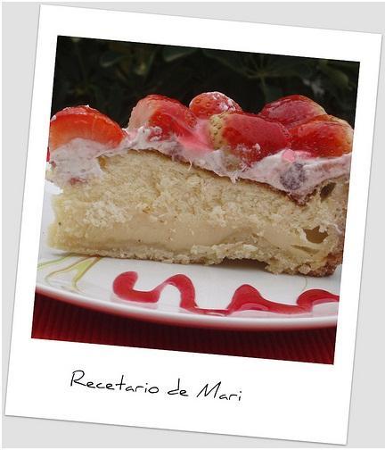 TARTA DE REQUESÓN Y FRESAS TARTA DE REQUESÓN Y FRESAS