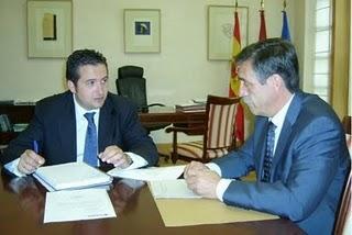 El Alcalde de Almadén se reune con el Delegado de la Junta