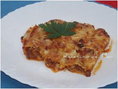 CANELONES DE ATÚN, BACON Y CHAMPIÑONES