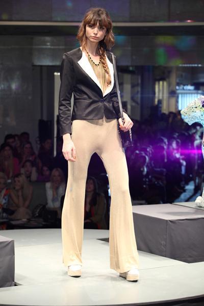 BAFWeek ya explotó!!!  María Cher en su apertura!