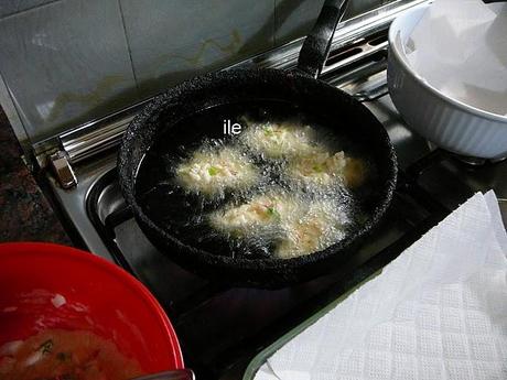 Croquetas o buñuelos de arroz