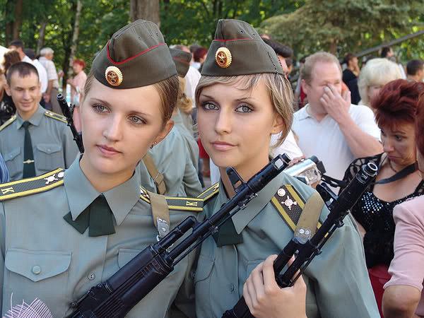 Las militares mas hermosas del mundo