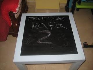 TUNEO: mesa pizzarra TUNEO: mesa pizzarra