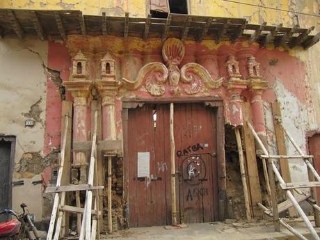 ENTRE EL MUSEO DEL SEÑOR DE SIPAN Y LOS VIEJOS ESPLENDORES DEL PUEBLO DE LAMBAYEQUE