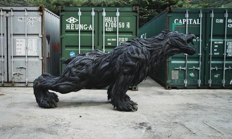 Esculturas de animales con neumaticos