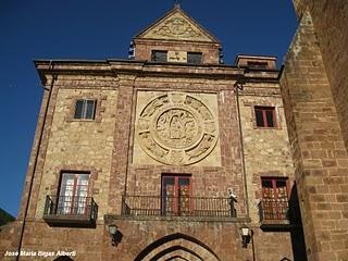 Hospedería y Monasterio de Valvanera (La Rioja)