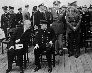 La Carta Atlántica: Estados Unidos sigue a Gran Bretaña hacia el abismo -14/08/1941.