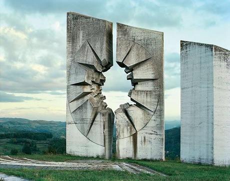 Monumentos olvidados en la antigua Yugoslavia