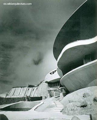 Casa moderna orgánica y futurista