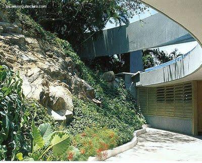 Casa moderna orgánica y futurista