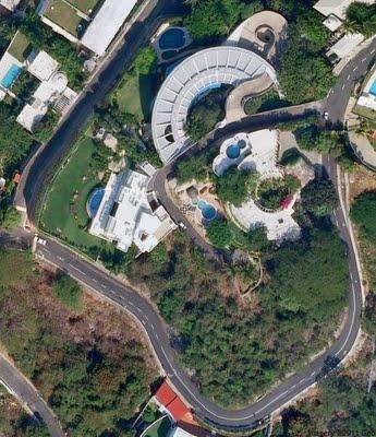 Casa moderna orgánica y futurista