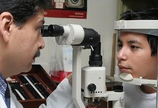 Antes de volver a clases, recomienda IMSS examinar la vista de los niños