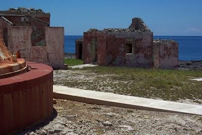 El faro de Great Isaac Cay