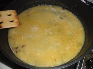 Arroz al aroma de coco y jengibre con pasas, piñones y un toquecito de curry