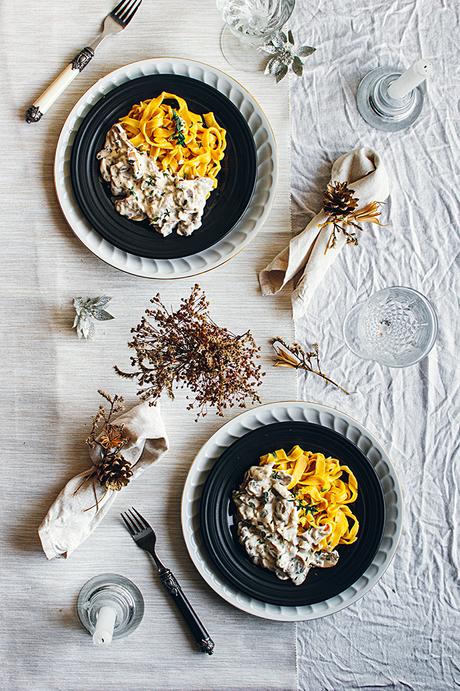 Pasta fresca de calabaza (tallarines con champiñones a la crema)