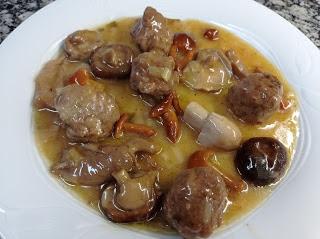 Albóndigas de ternera con setas