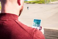 Ed Bloom estrenan Beging Again