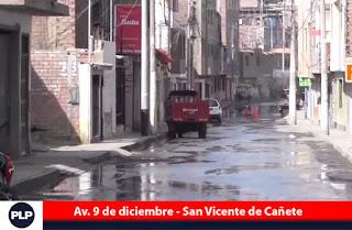 COLAPSA DESAGUE EN LA AV.9 DICIEMBRE,,,