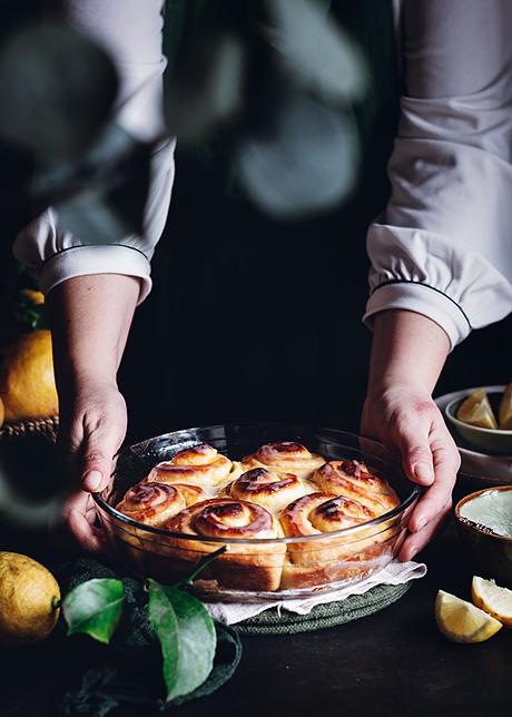 Rollos de limón con lemon curd Rollos de limón con lemon curd